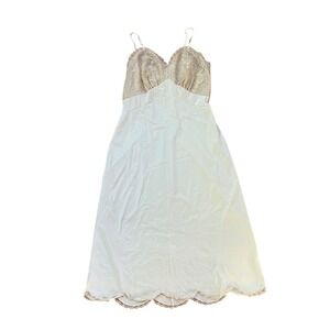 Vintage Vanity Fair Slip‎ Sz 32 Beige Lace Trim Lingerie Nightgown Nylon